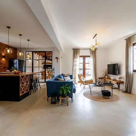 Appartamento With A Parking Space - 23131 *