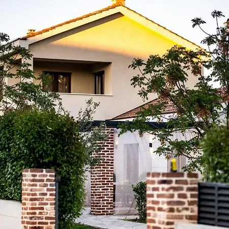 With A Parking Space - 23131 Appartamento *